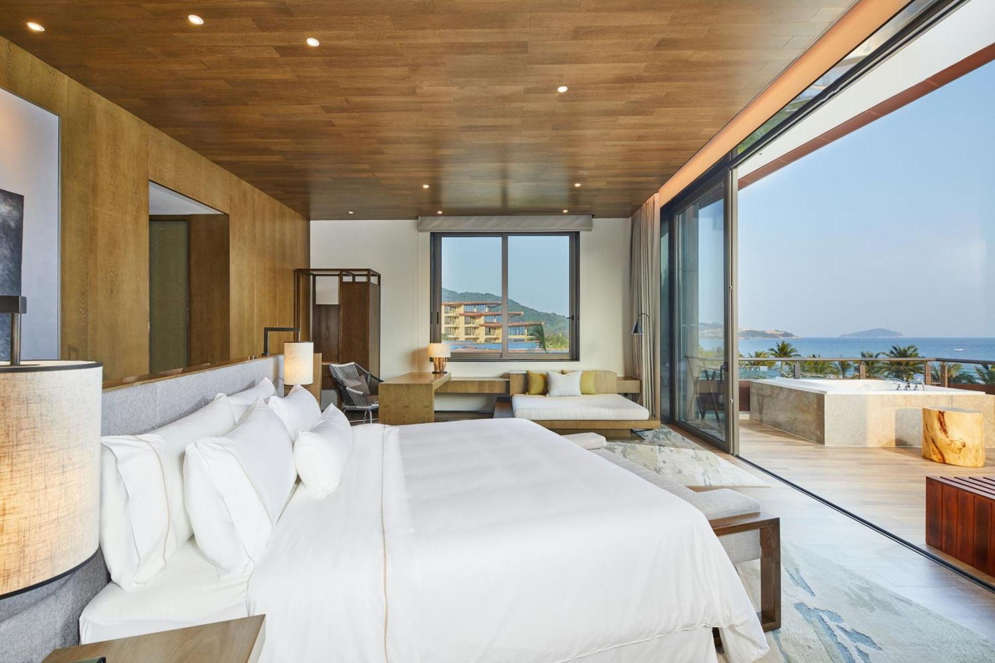 The Westin Shimei Bay Resort Wanning Εξωτερικό φωτογραφία